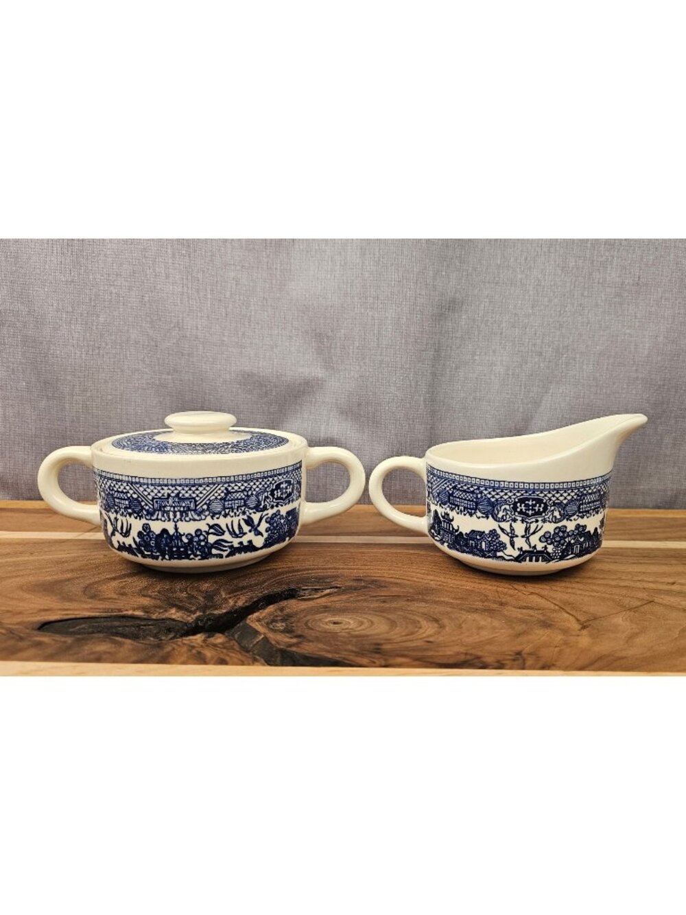 Blue & White Willow Pattern Creamer & Sugar Bowl Set Vintage Ceramic With Lid
